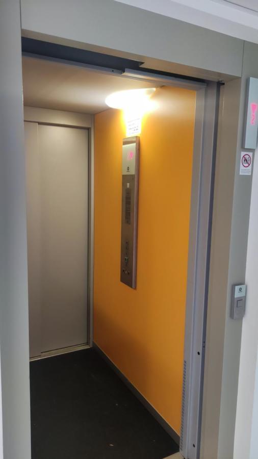 Tommy Apartman 2.0 Hajdúszoboszló Buitenkant foto