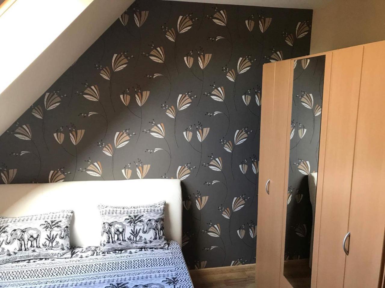 Tommy Apartman 2.0 Hajdúszoboszló Buitenkant foto