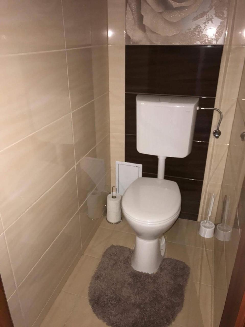 Tommy Apartman 2.0 Hajdúszoboszló Buitenkant foto