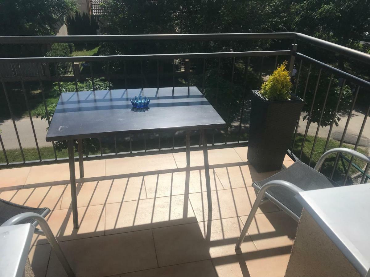Tommy Apartman 2.0 Hajdúszoboszló Buitenkant foto