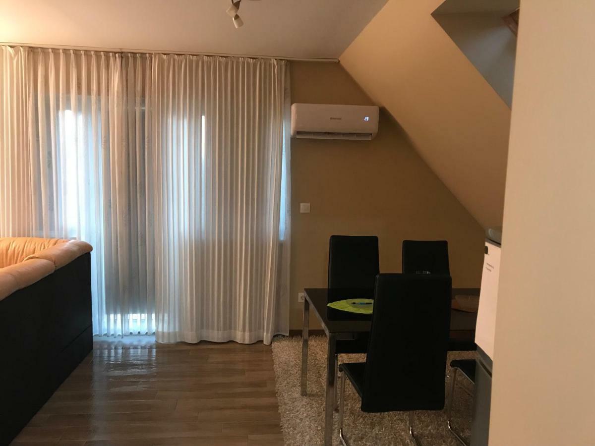 Tommy Apartman 2.0 Hajdúszoboszló Buitenkant foto